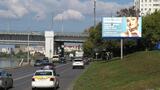 Реклама на билборде на Иртышской набережной в Омске — точка 1 из 2
