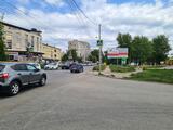 Реклама на билборде на проспекте Мира, 69 в Омске